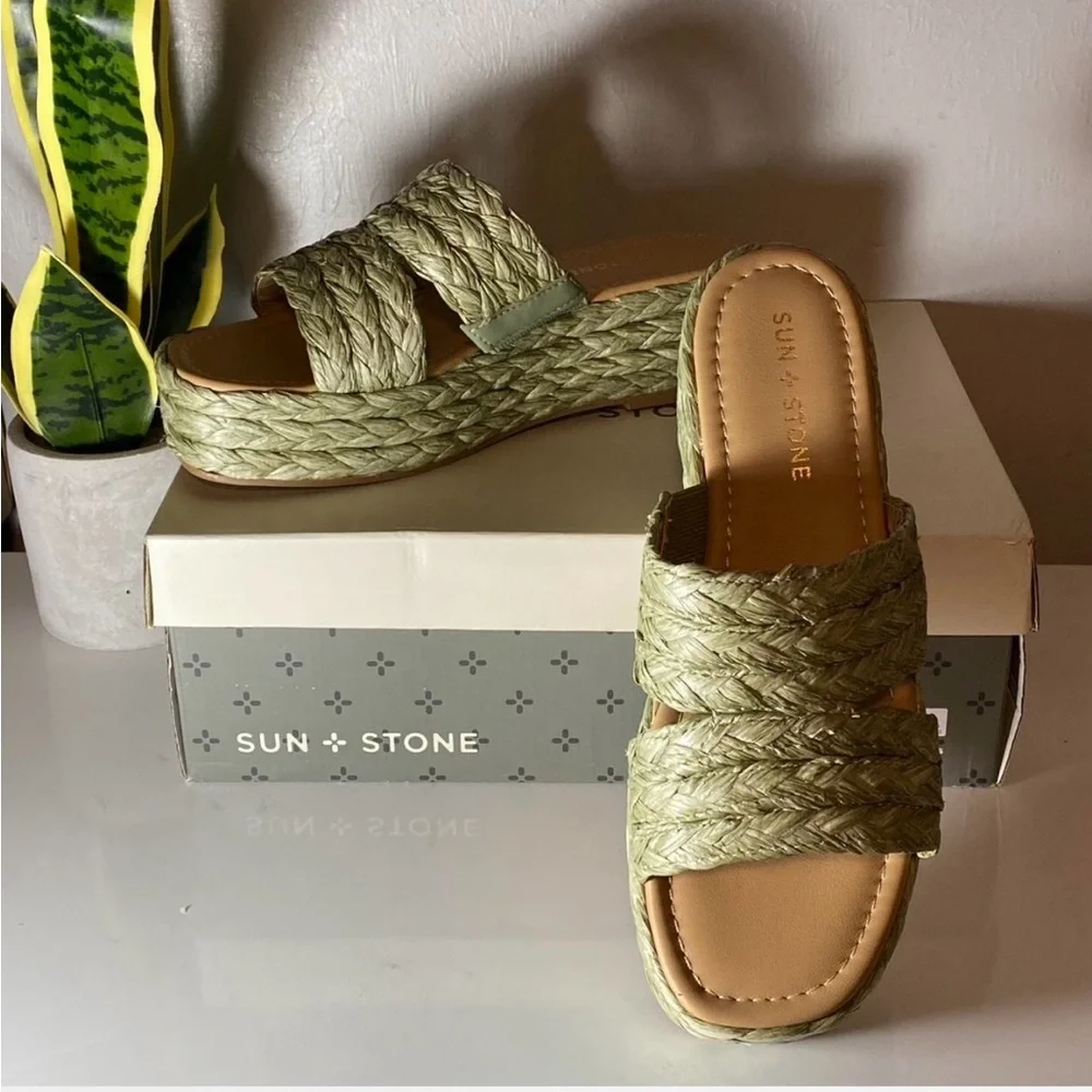 Sun + Stone chic olive