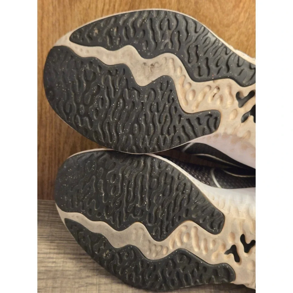 Nike Renew Run Athletic Shoes Youth Size 4.5Y Black