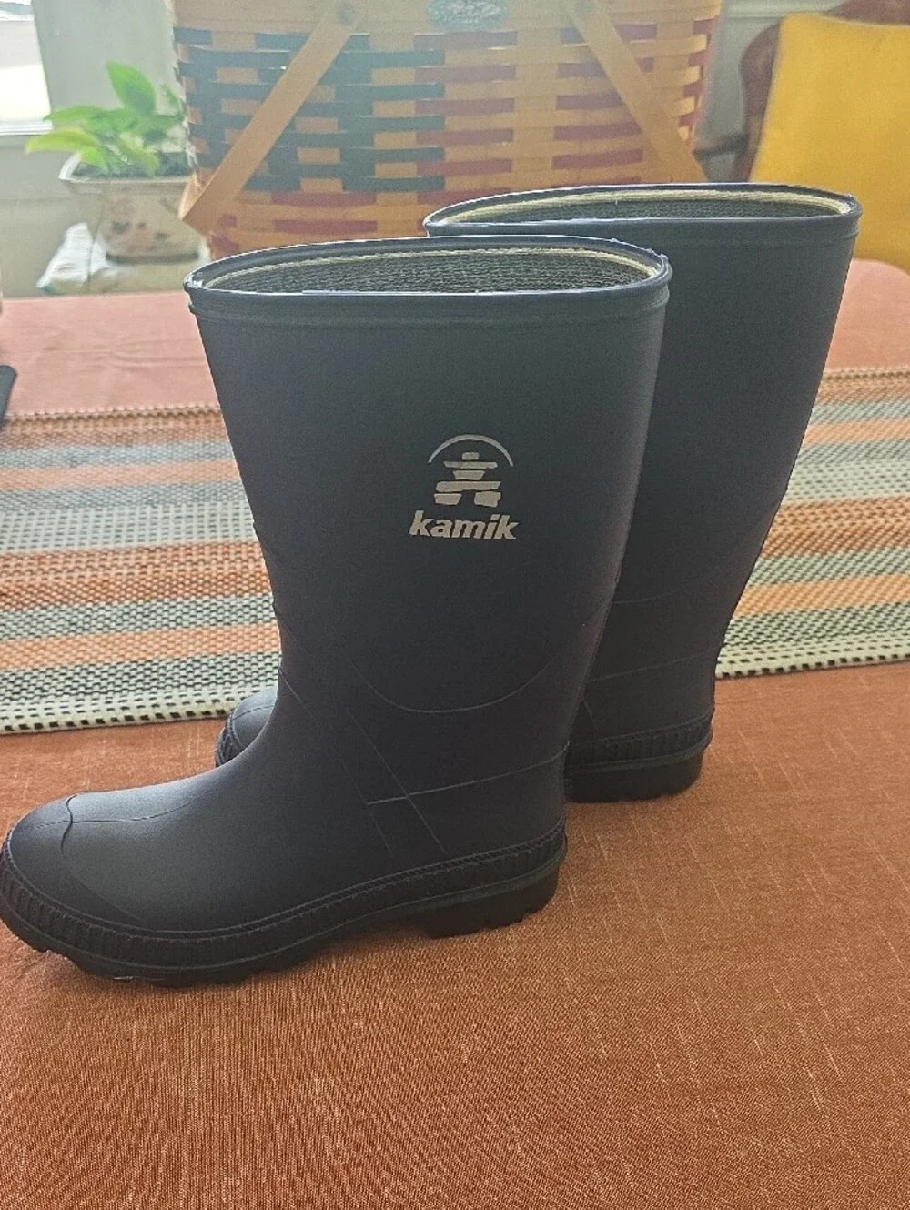 Kamik durable rubber