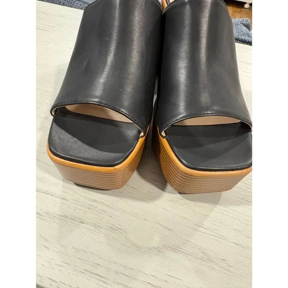 Sun + Stone slip platform