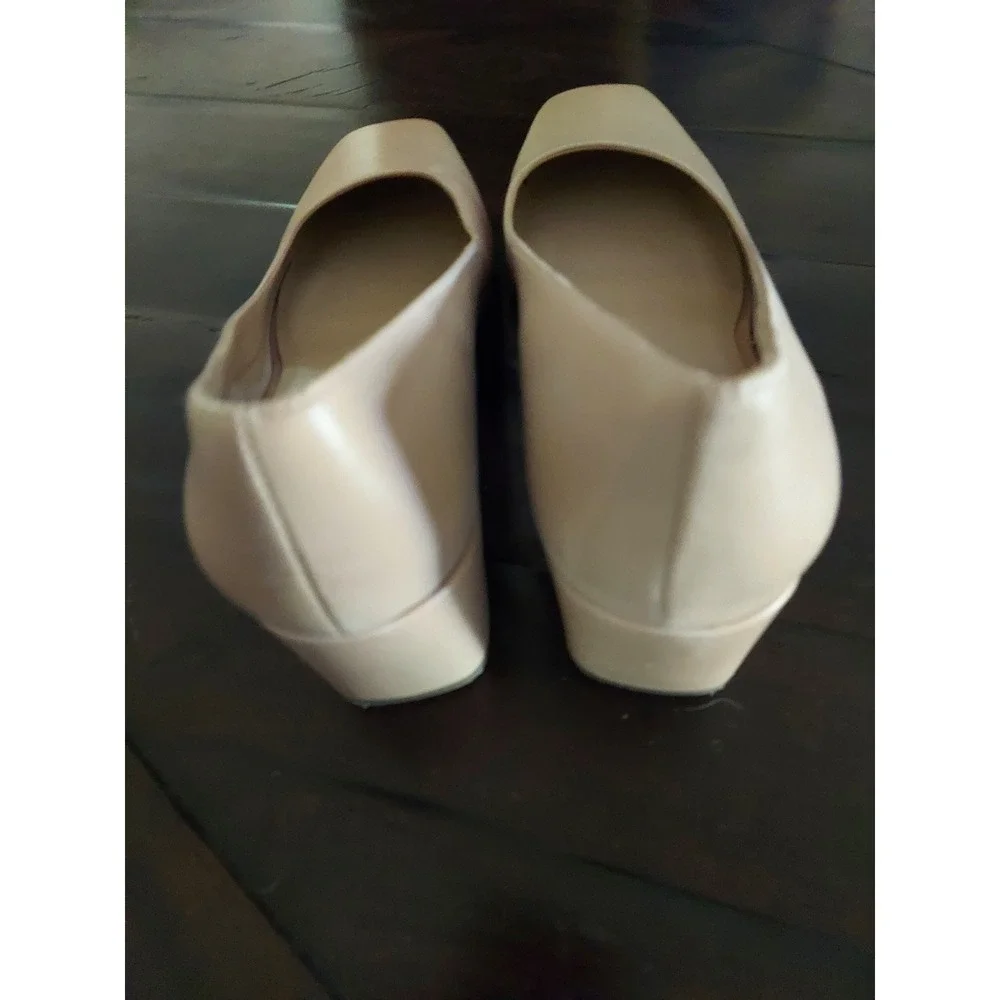 Naturalizer karina square