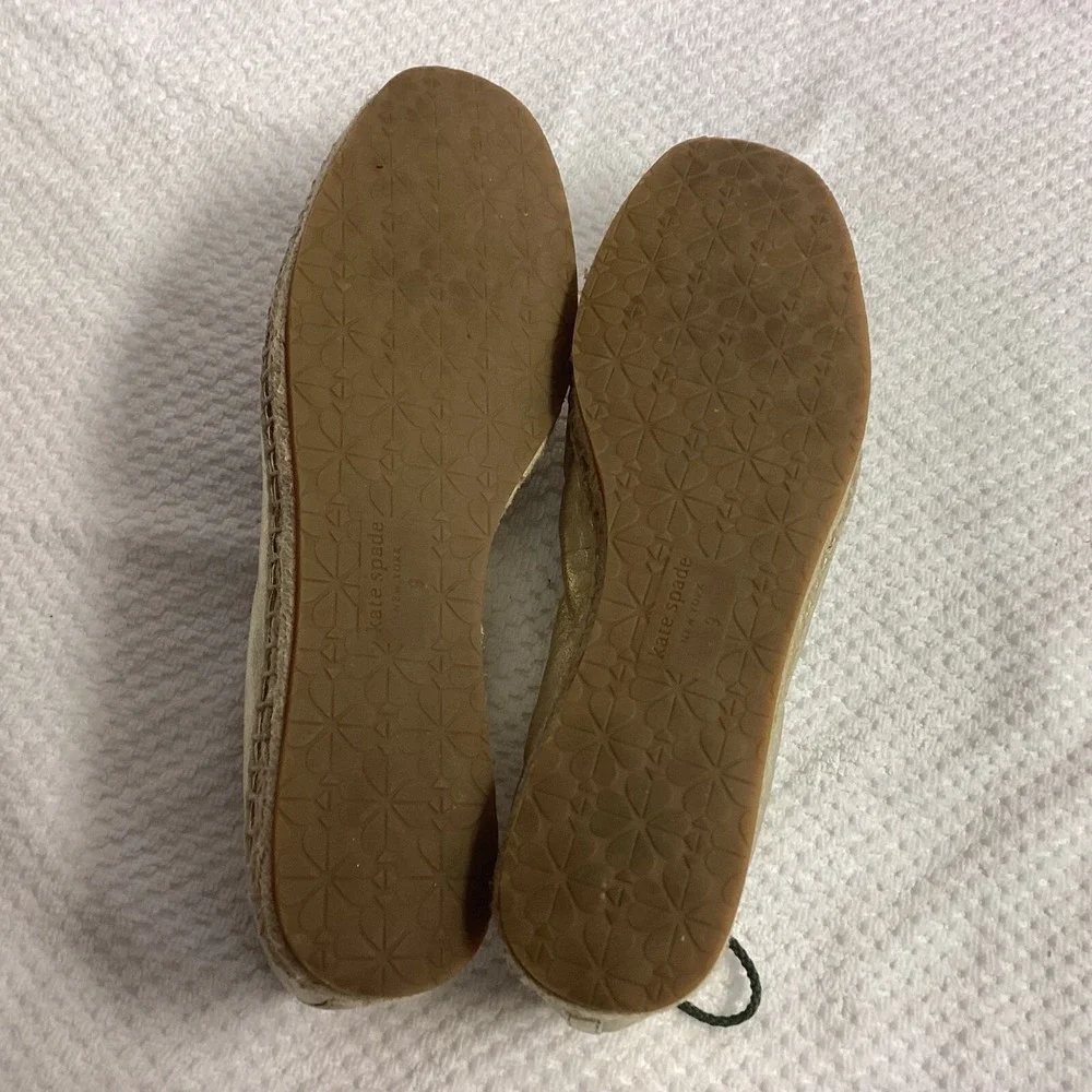 kate spade chic comfortable