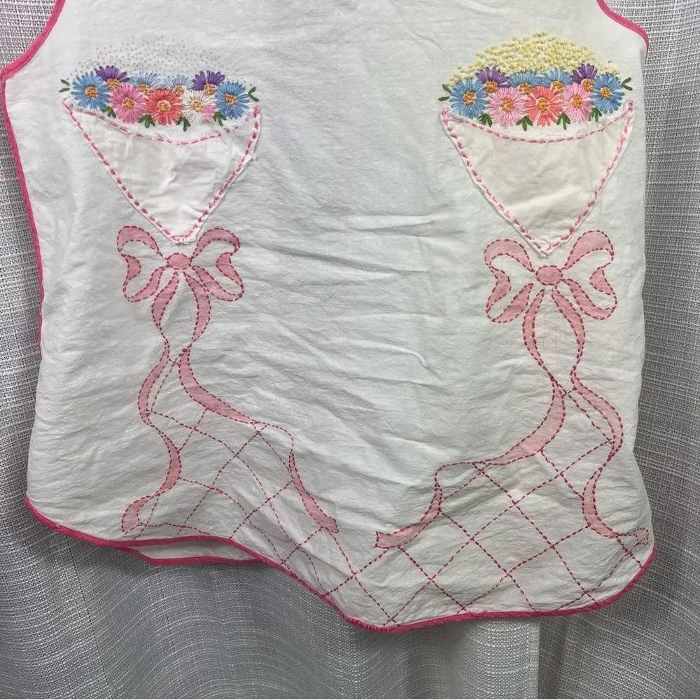 Vintage *vintage embroidered