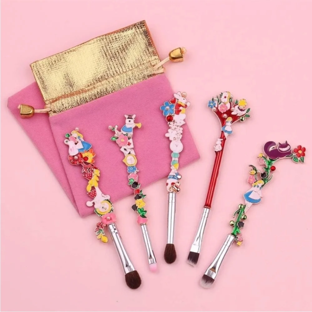 Disney Alice in Wonderland Makeup Brush Set, Eye Shadow Brush Set of 5