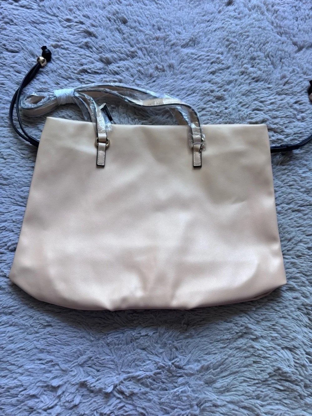 Victorias Secret spacious victoria