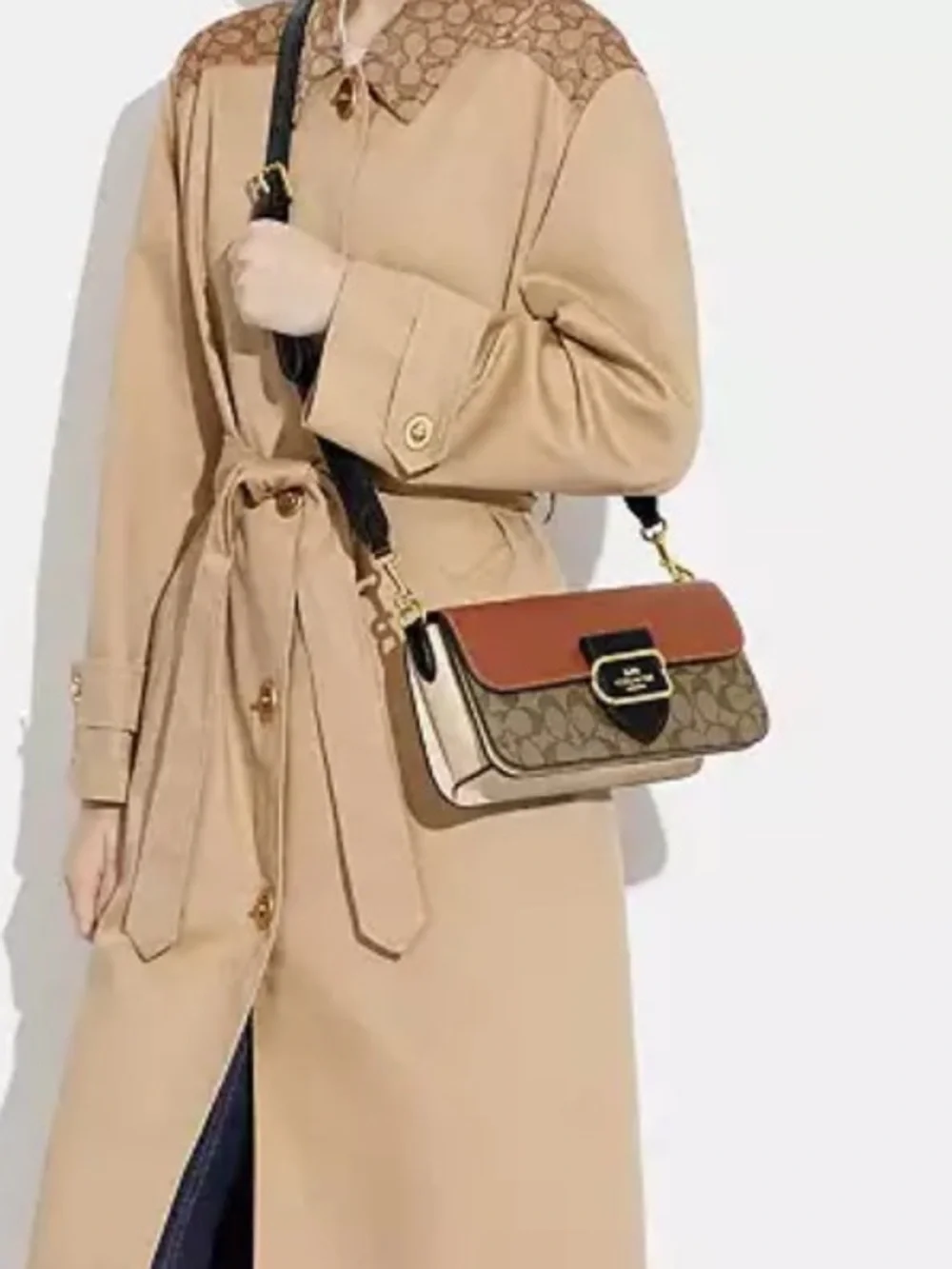 Coach compact shoulder