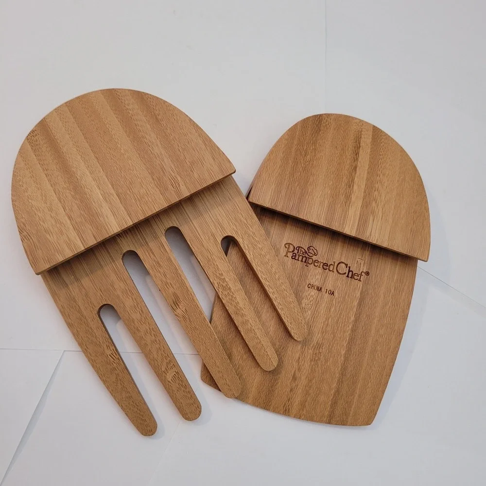 The Pampered Chef new without