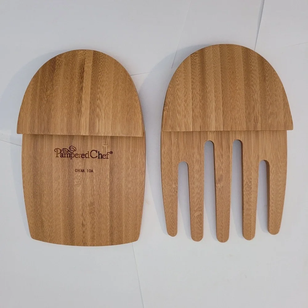 The Pampered Chef new without