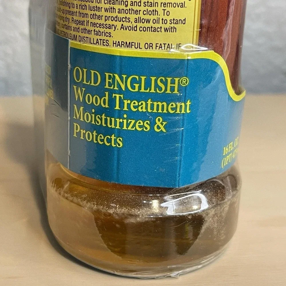 OLD ENGLISH brand old