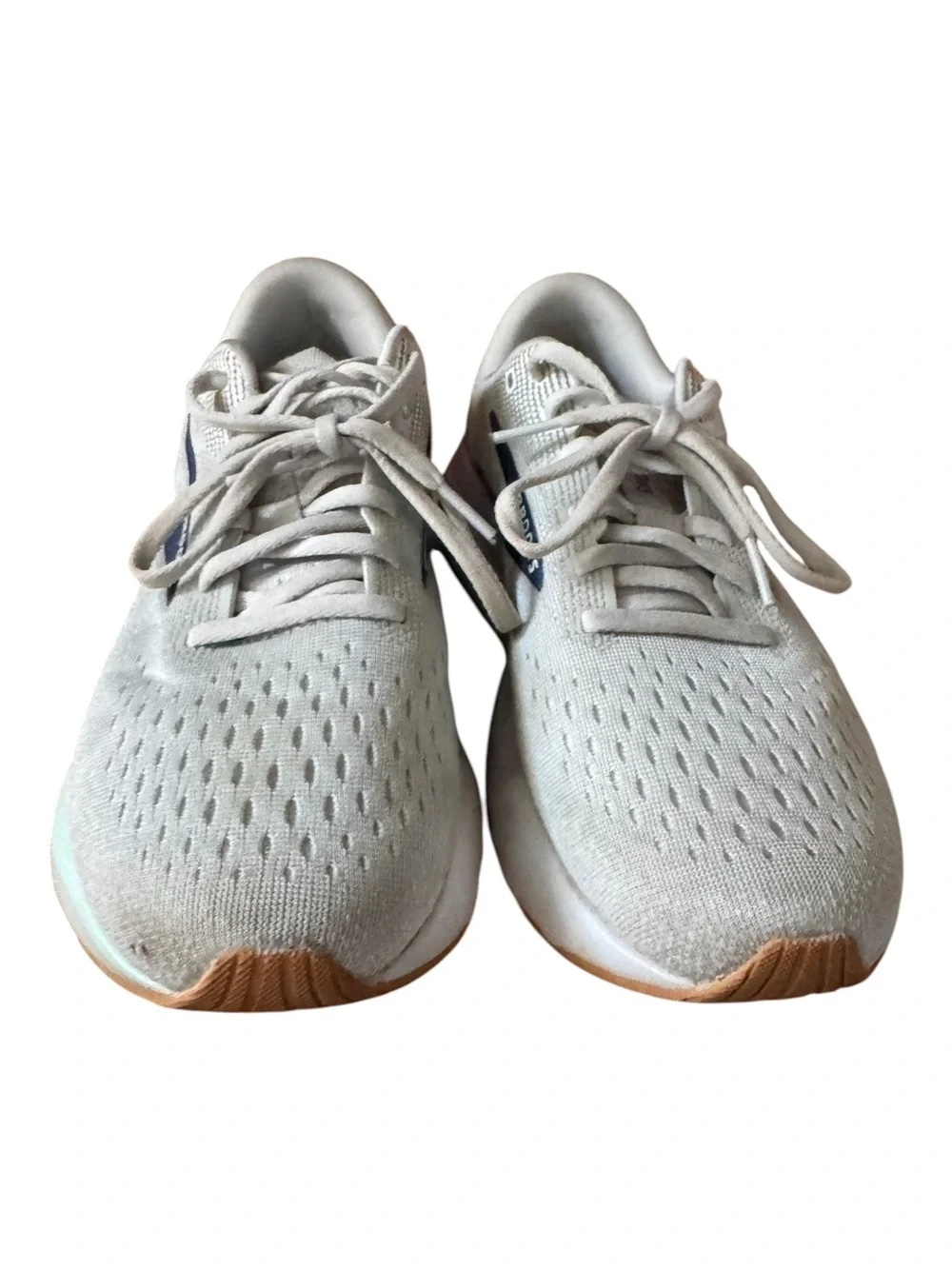 Brooks light gray