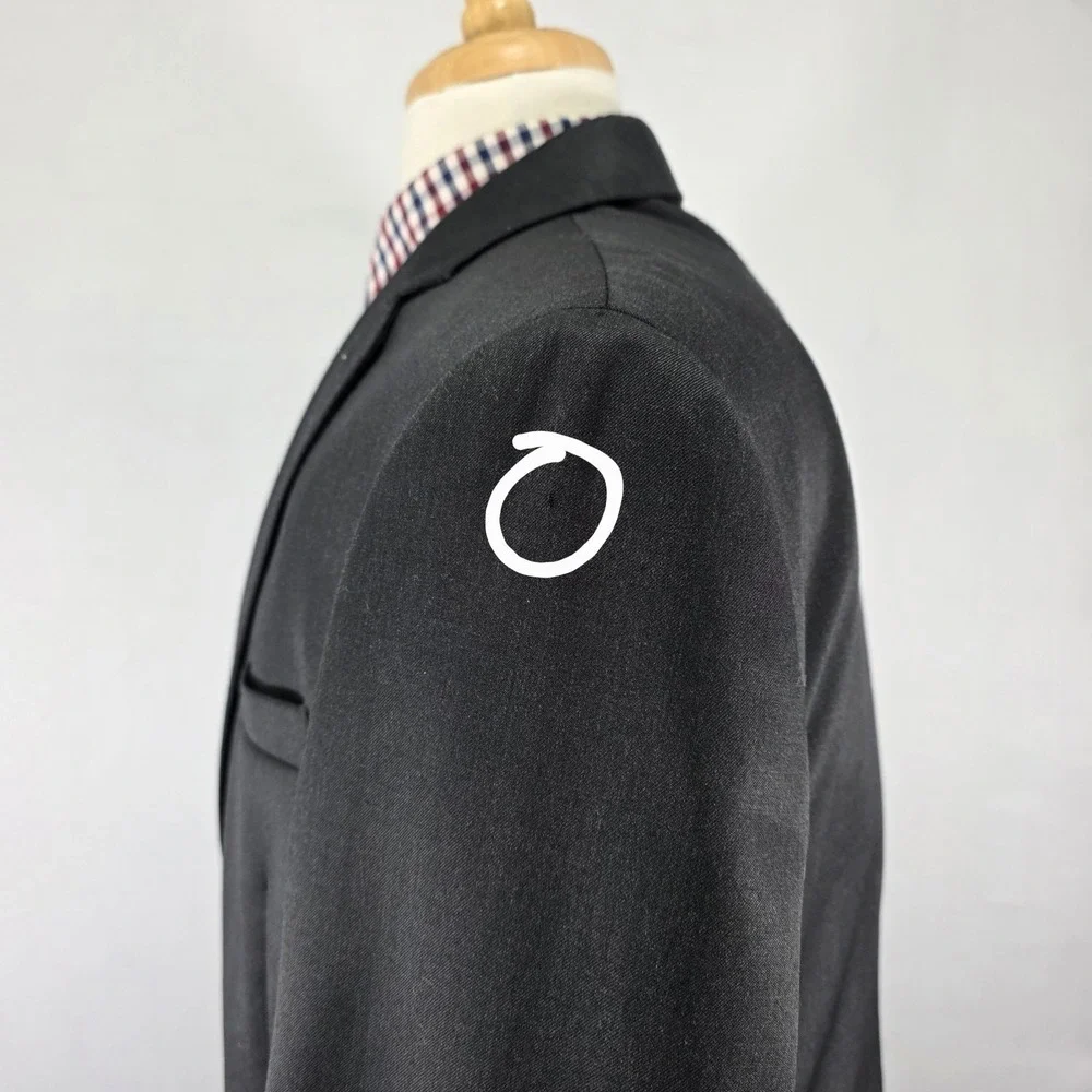 Pronto Uomo before completing