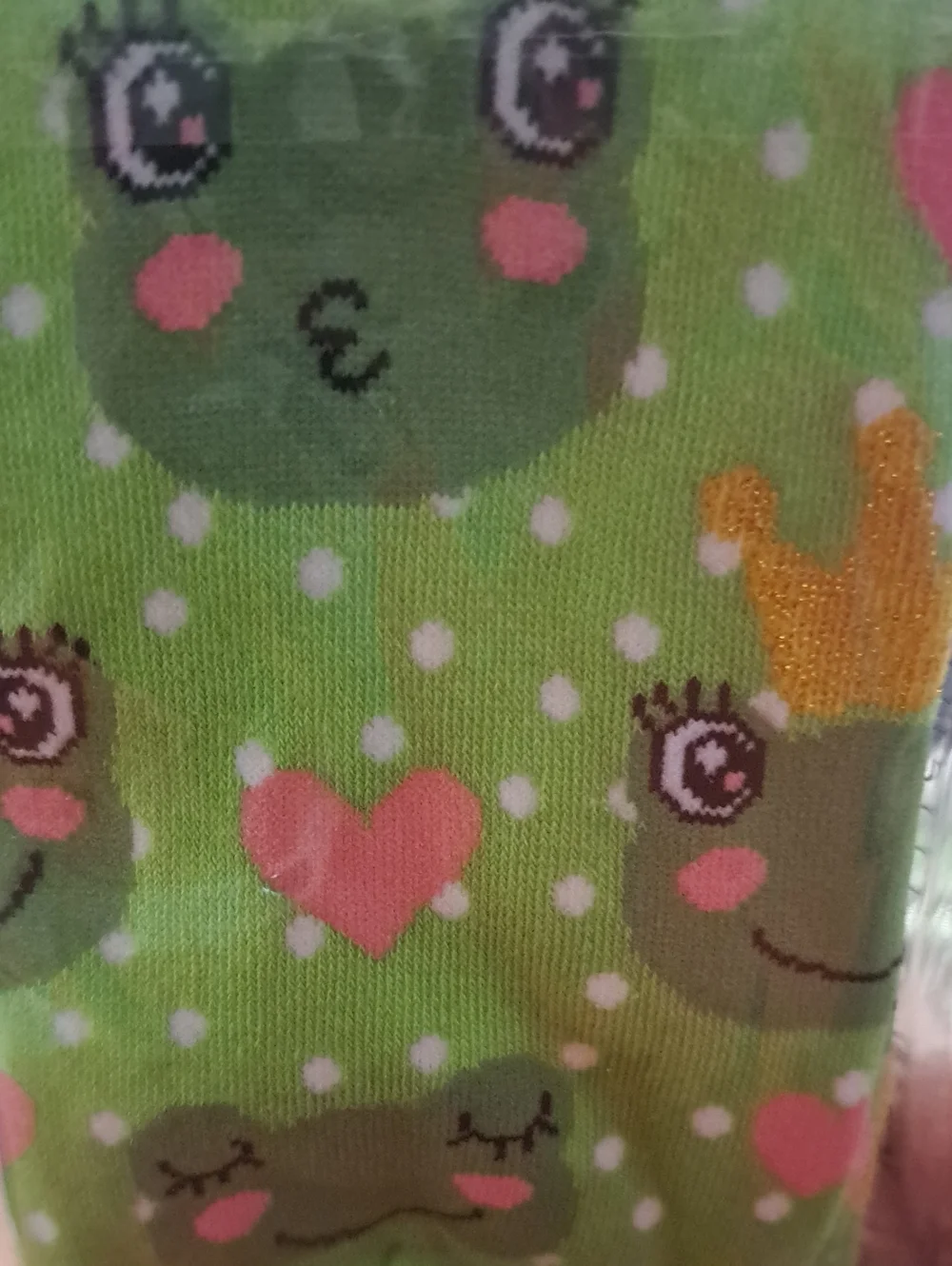 None pair green