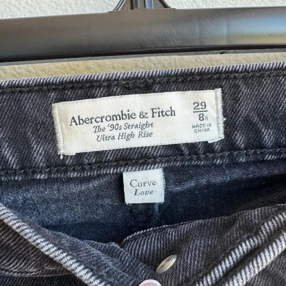 Abercrombie & Fitch shorts are