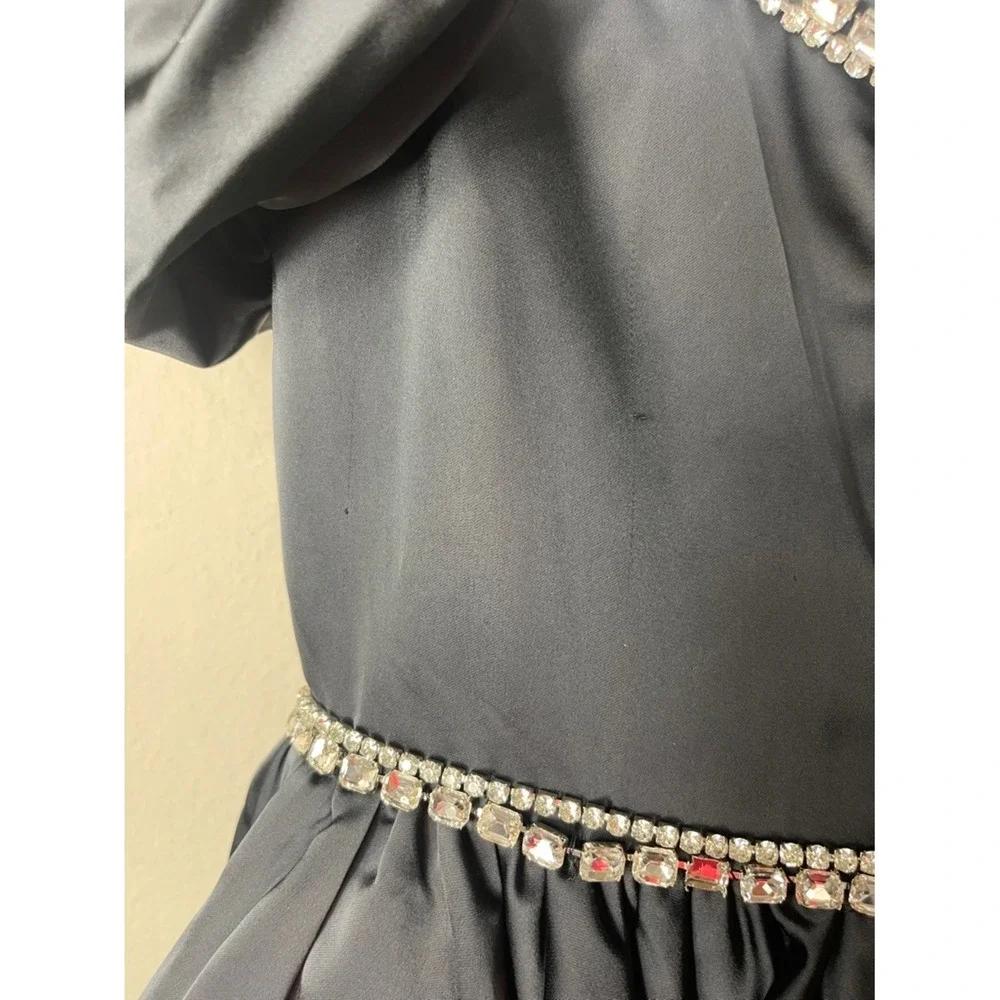 Mac Duggal mac duggal