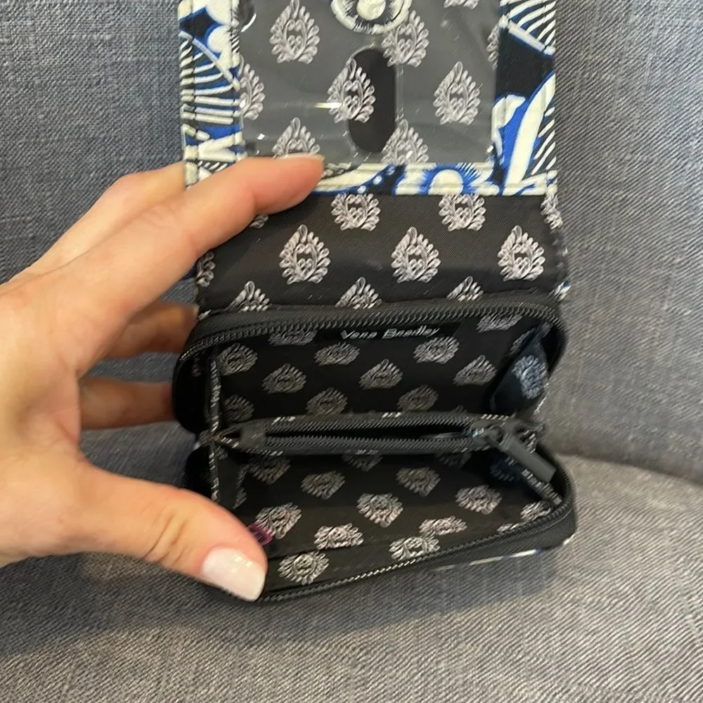 Vera Bradley perfect go