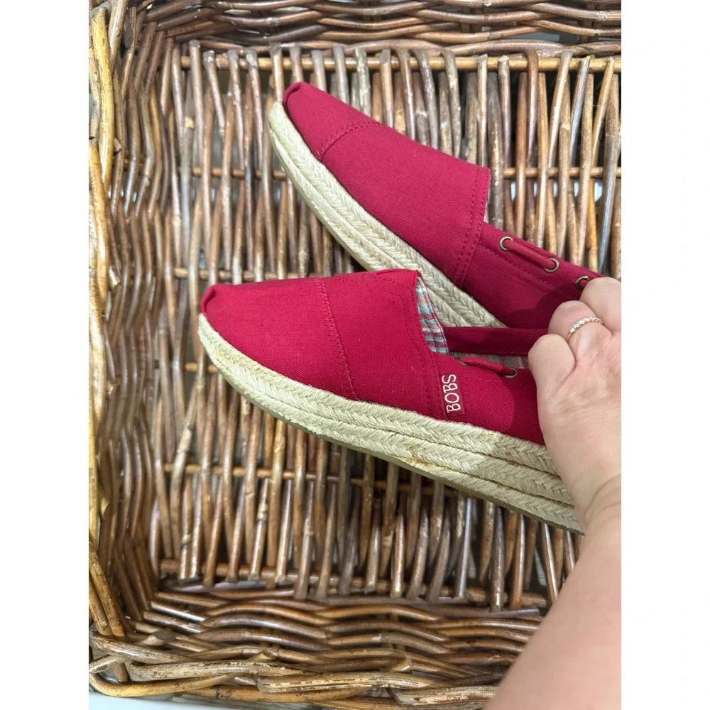 Skechers Bobs Red Canvas Espadrille Platform Flats Memory Foam Womens 7 34110