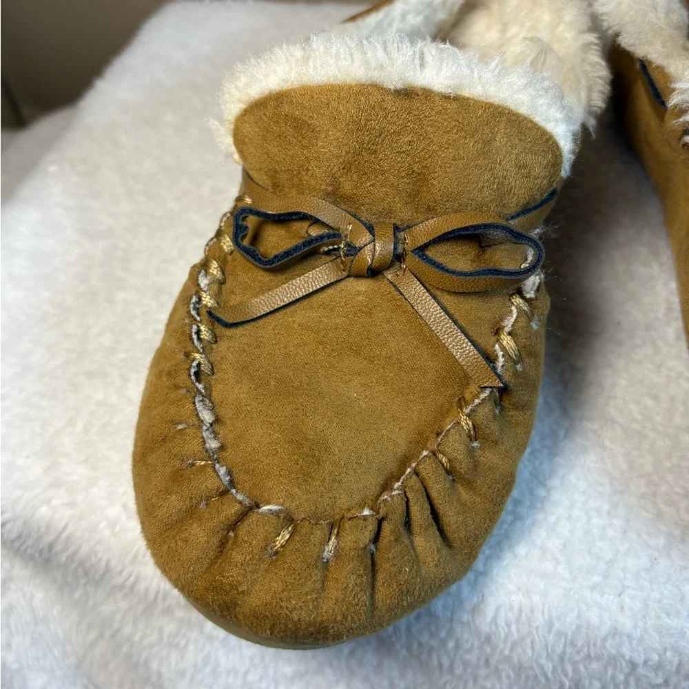 1901 moccasin style