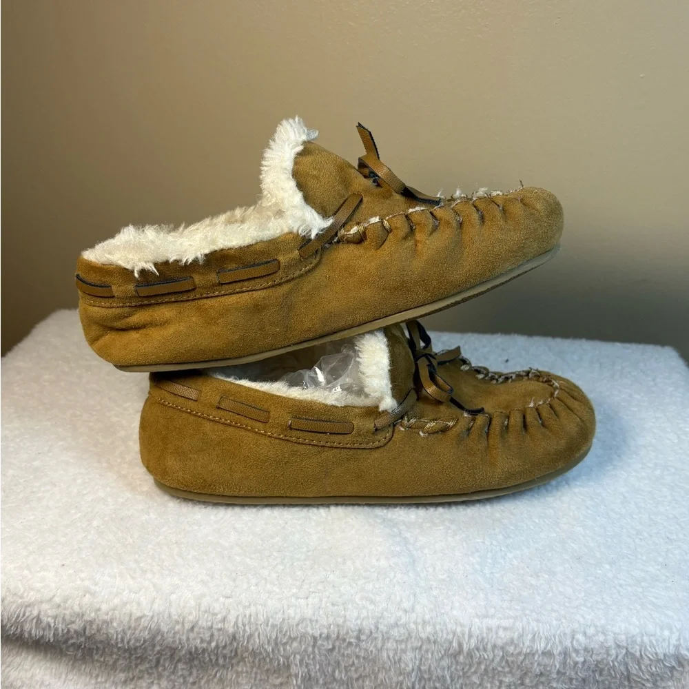 1901 moccasin style