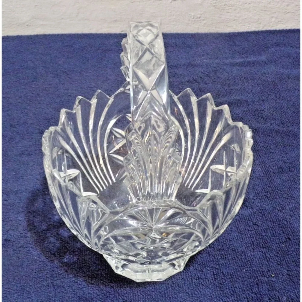 Crystal Cut Glass Basket‎ w/Handle Heavy