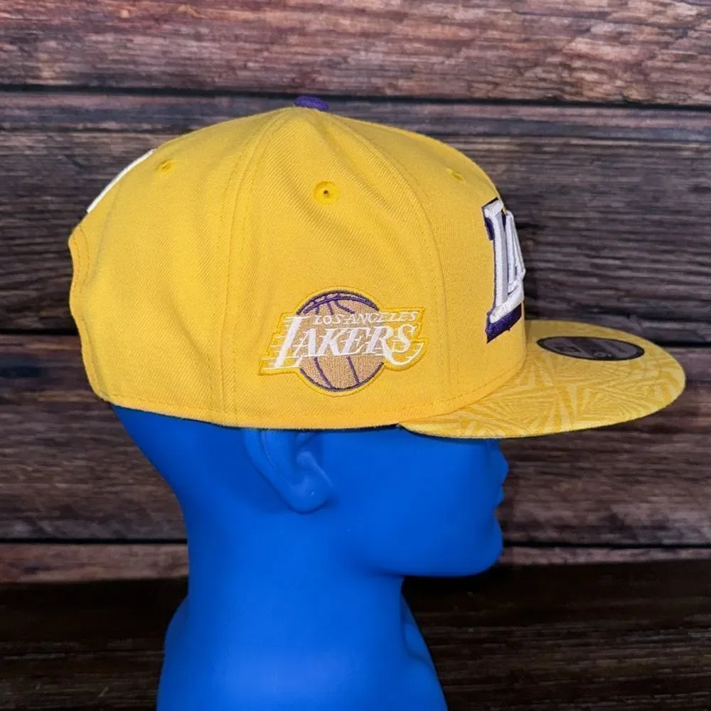 New Era excellent as