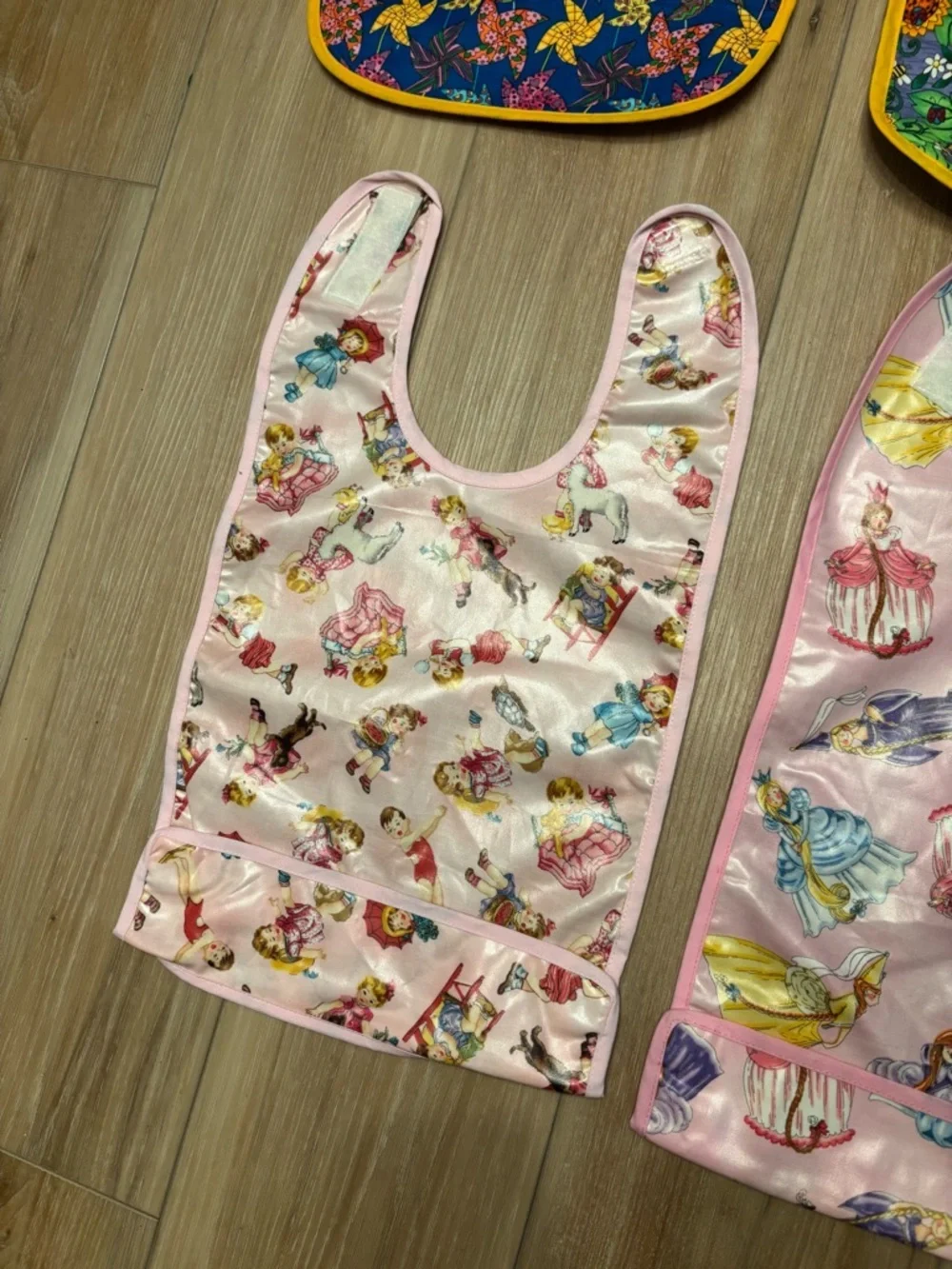droodle bibs keep clean