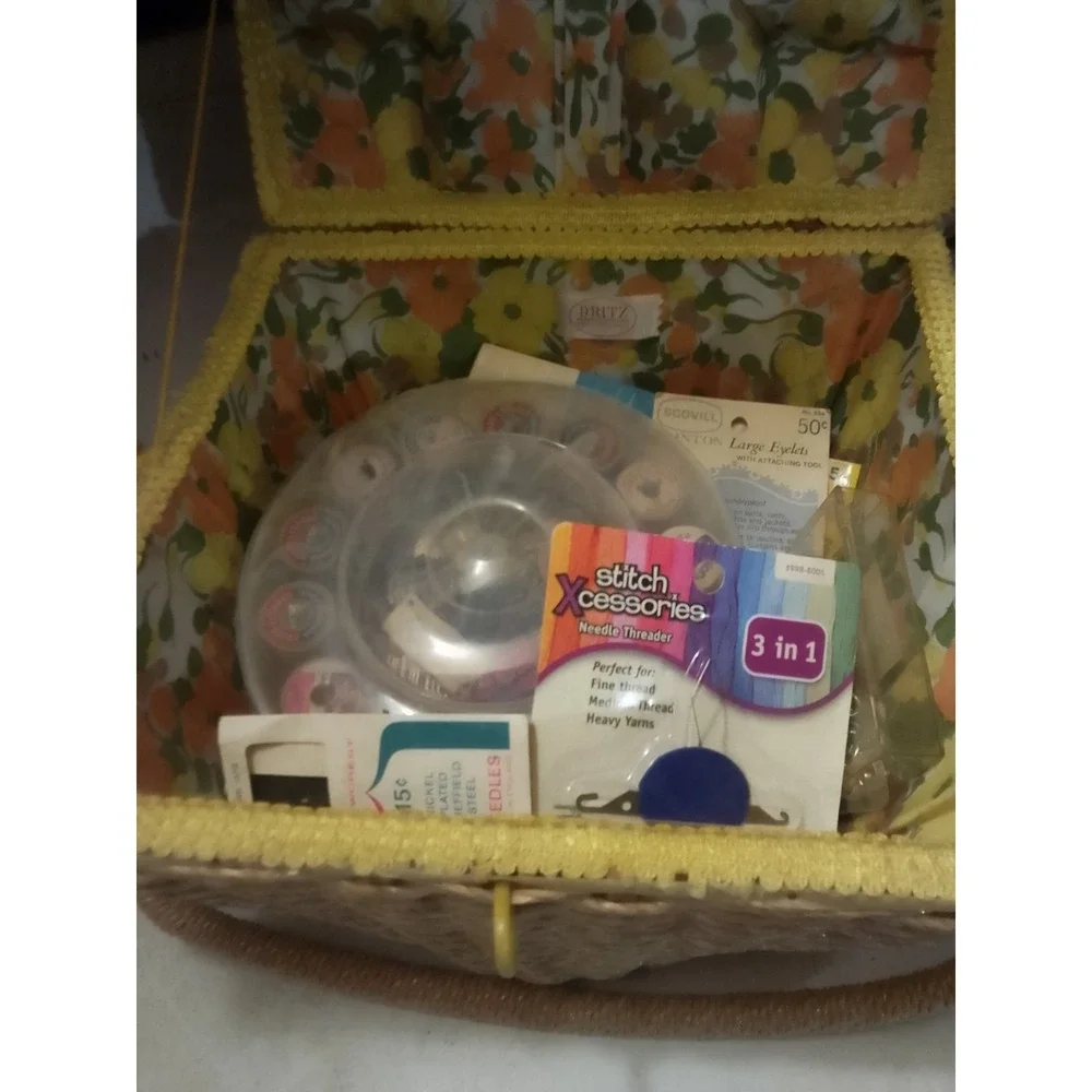 Dritz vintage wicker