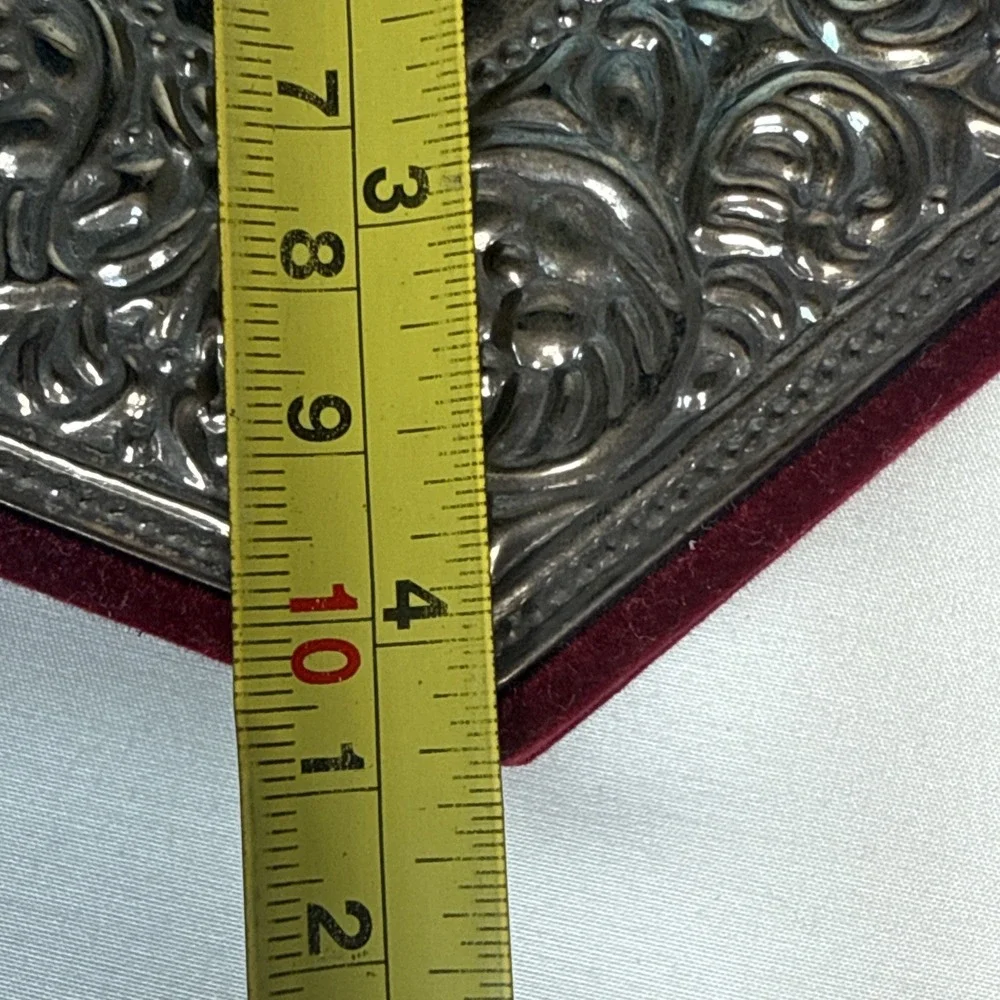 Vintage Red Velvet Embossed Silver Plated Hexagon Jewelry Trinket Box‎ 4