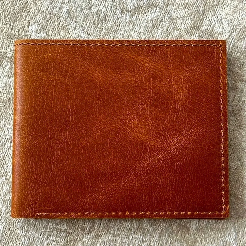 NWOT Genuine Leather Men’s Bifold Wallet Cognac Vintage Slim Minimalist