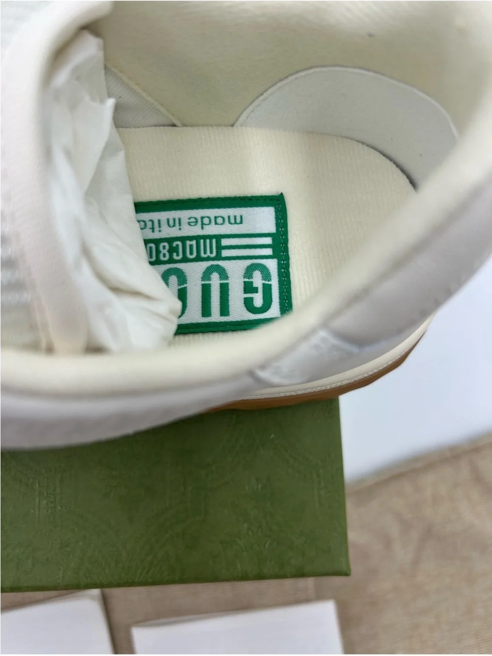 Gucci leather sneakers
