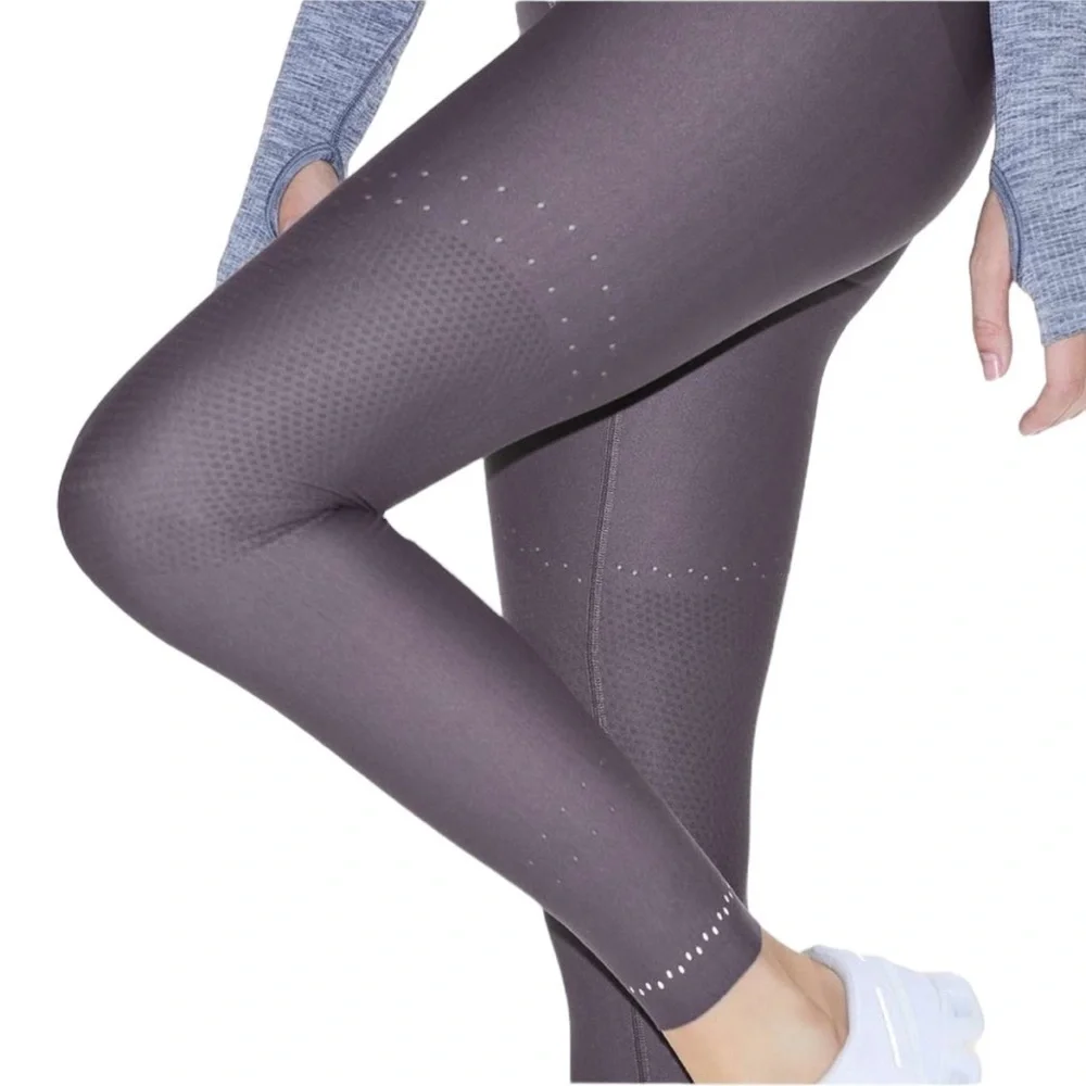 Lululemon Zoned In Tight leggings Moon Phase size 6