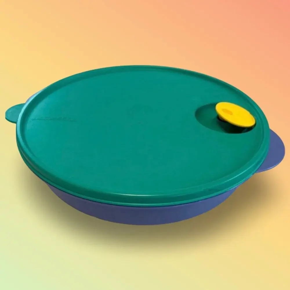 Tupperware crystalwave vented