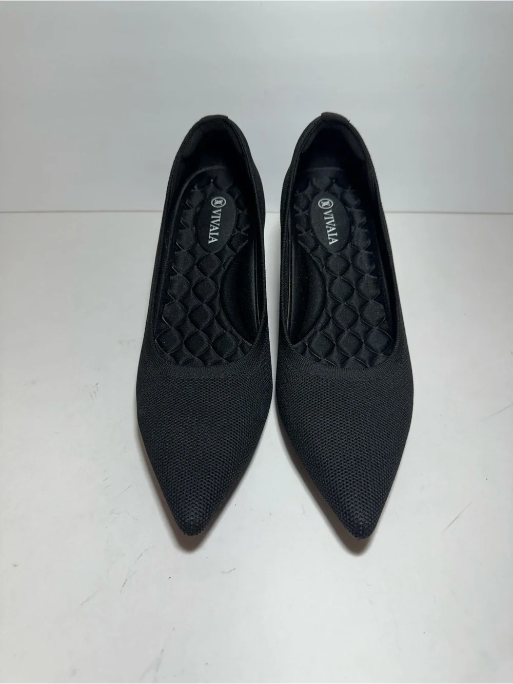 Vivaia pointed toe