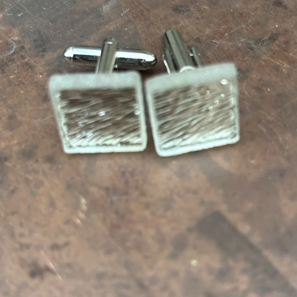 N/A classic silver