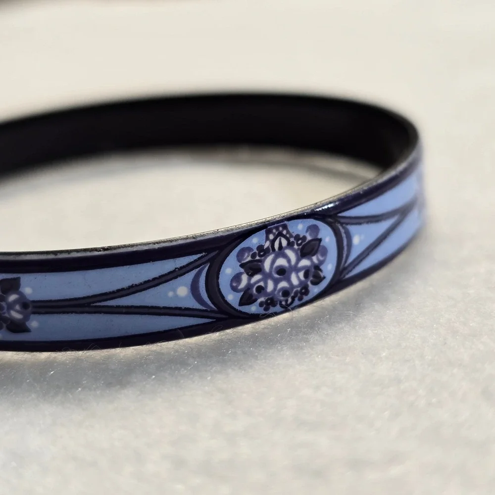 Michaela Frey hand decorated