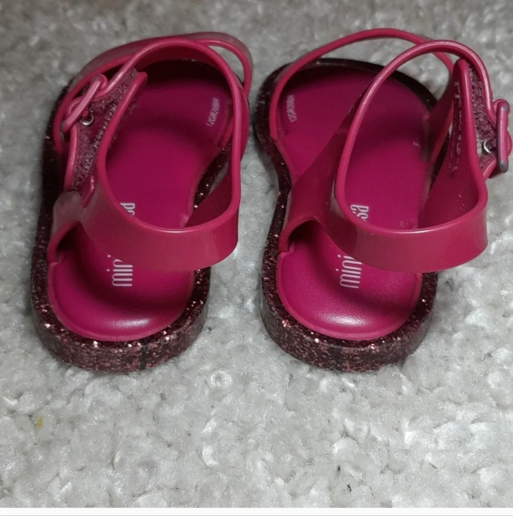 Mini Melissa color stratches