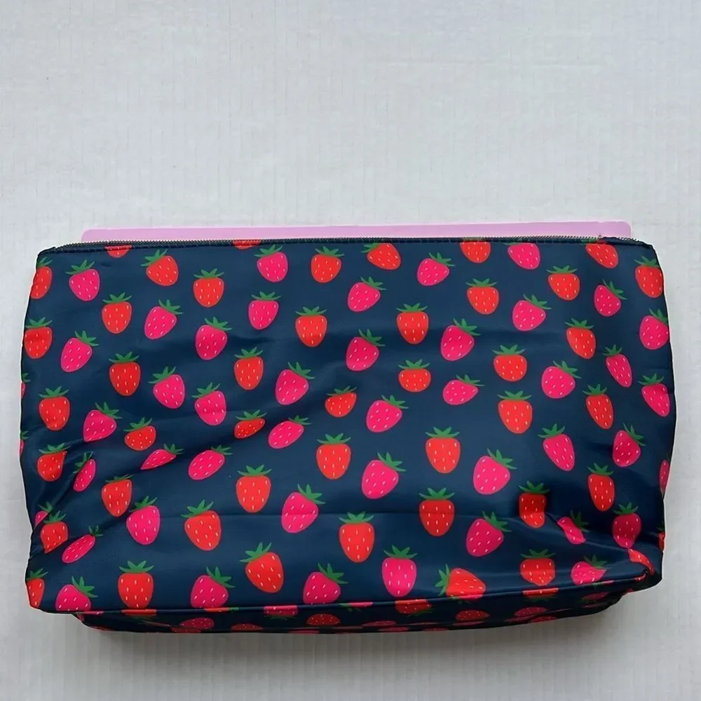 Dabney Lee xl makeup