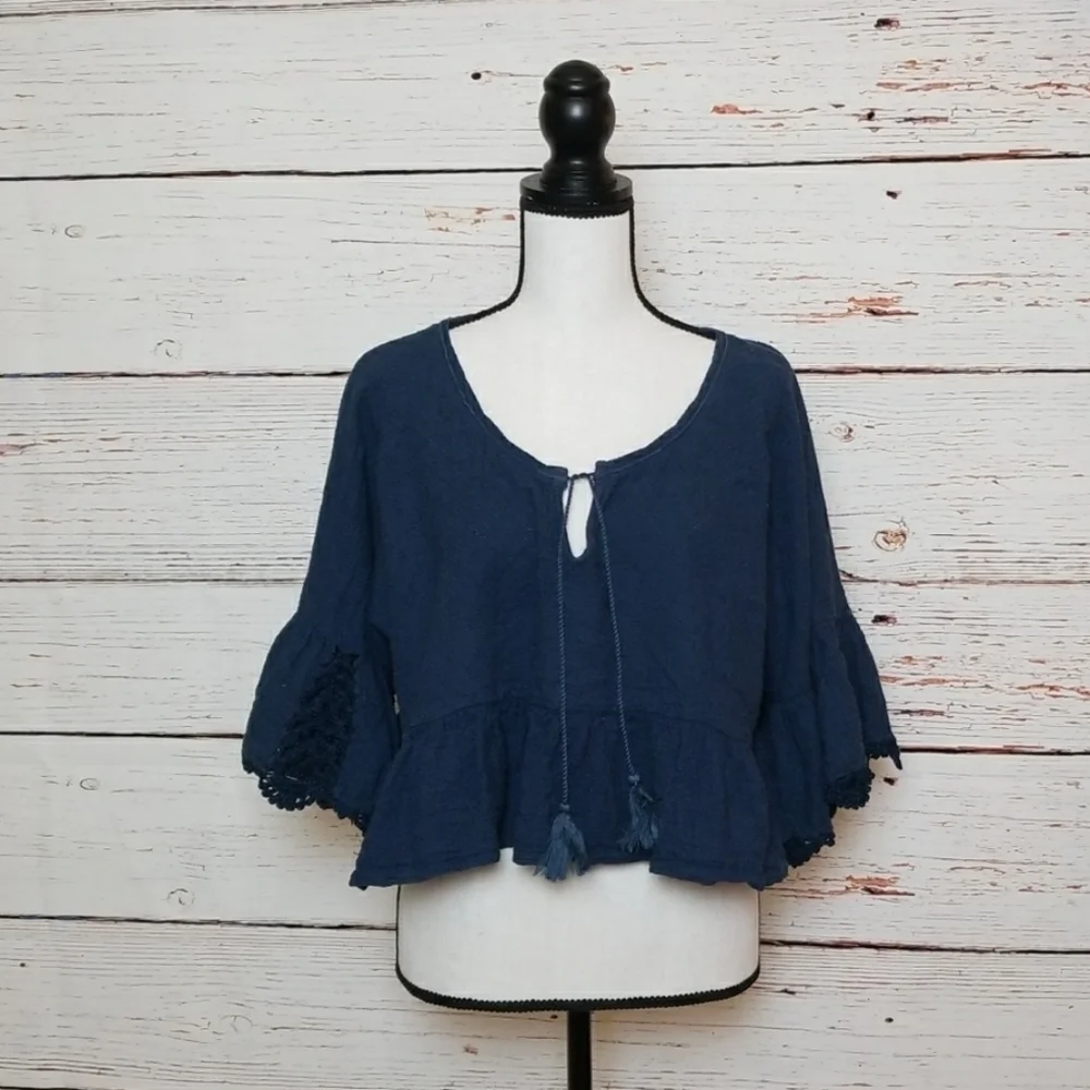 Free People sized neckline fabric