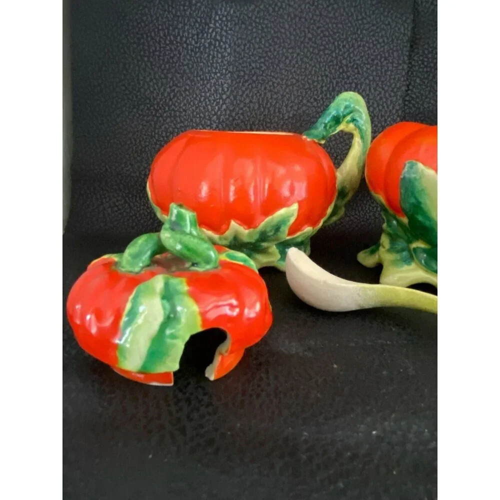Unknown vintage pumpkin
