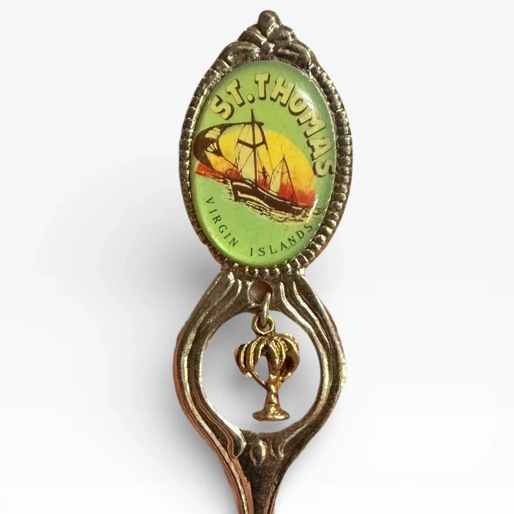 N/A charming item