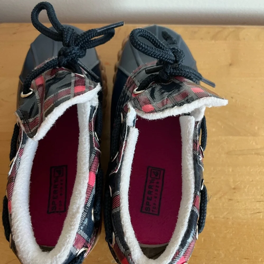 Sperry duck shoes