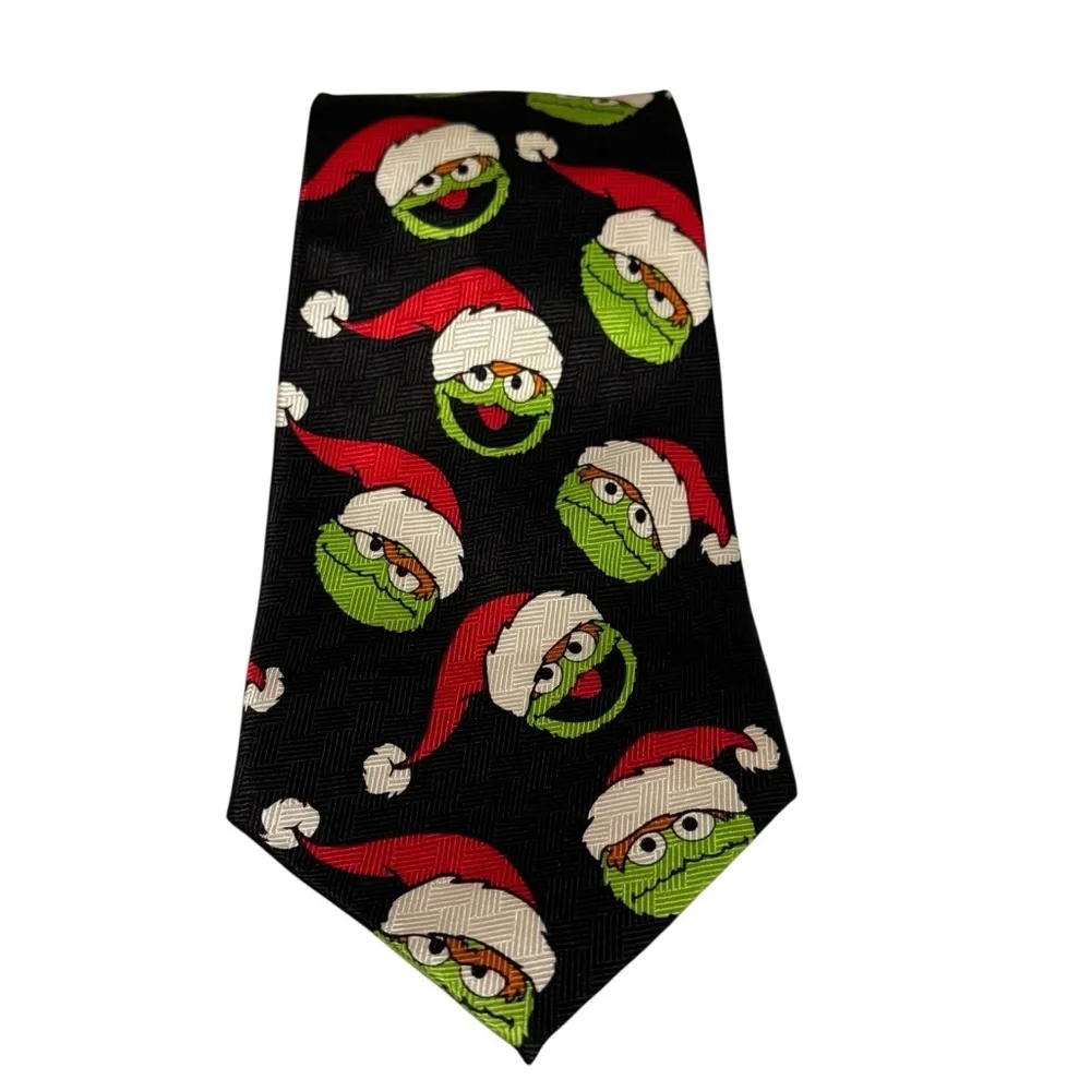 Sesame Street Oscar the Grouch, Santa Christmas 100% silk holiday tie black