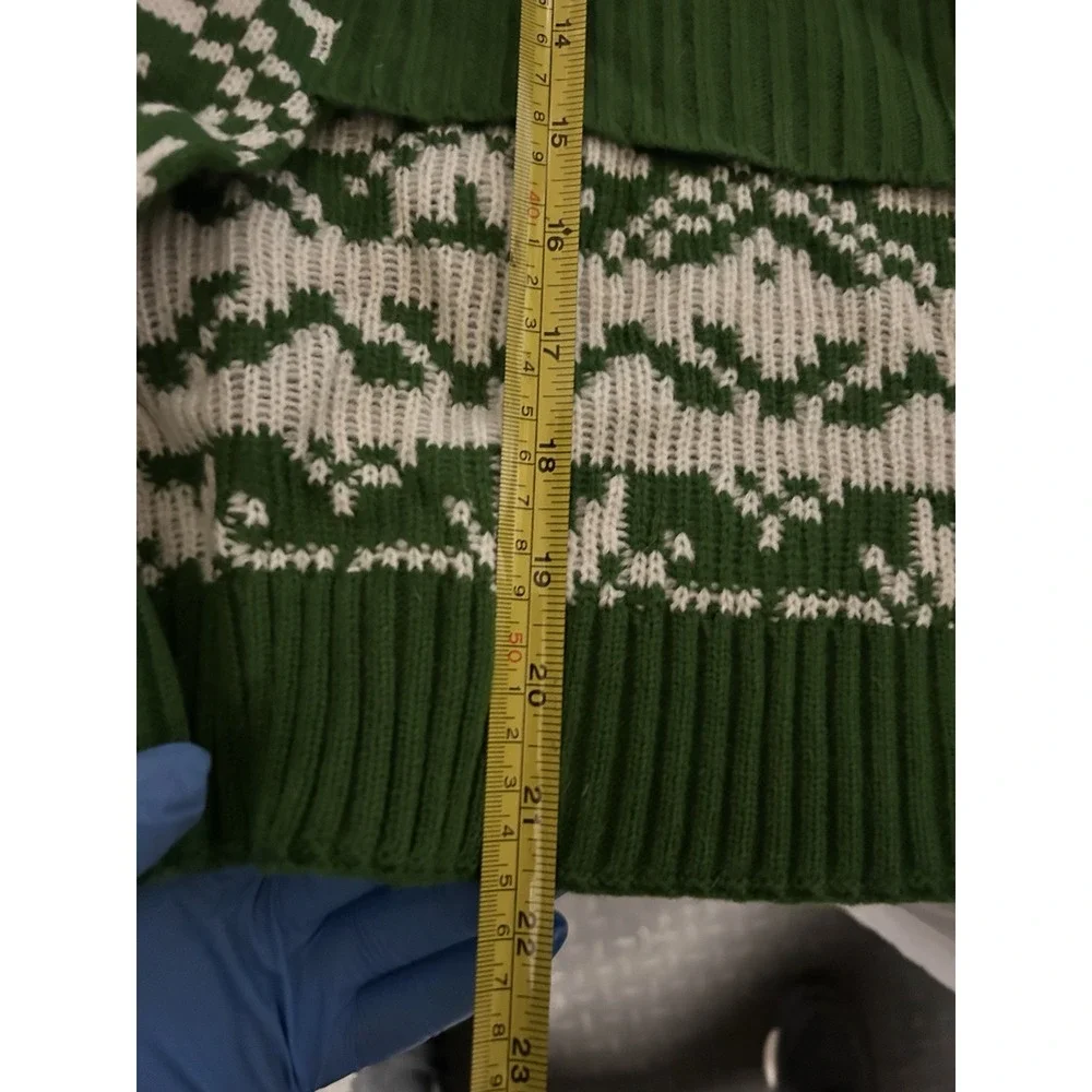 N/A cozy knitted