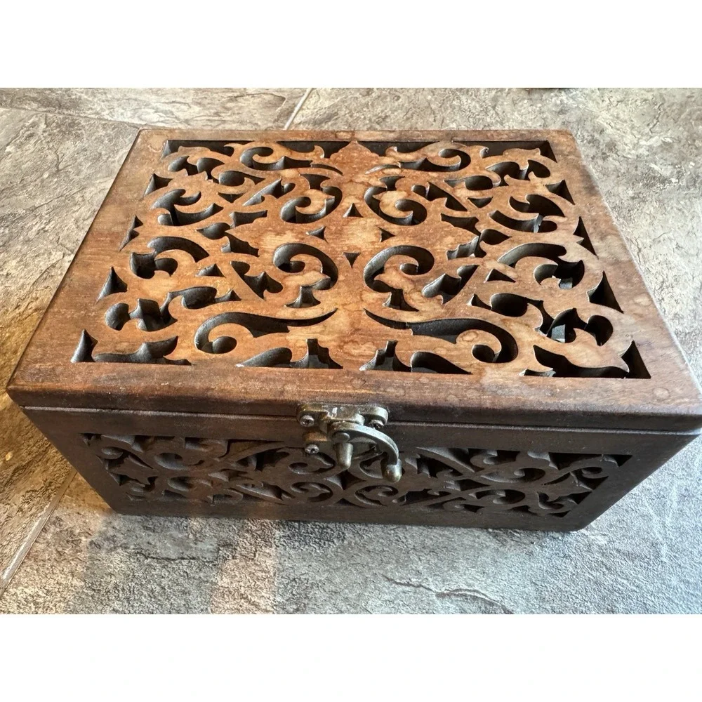 1990s Maitland Smith‎ Hand Carved Teak Box Rare Vintage Art Piece Jewelry OOAK
