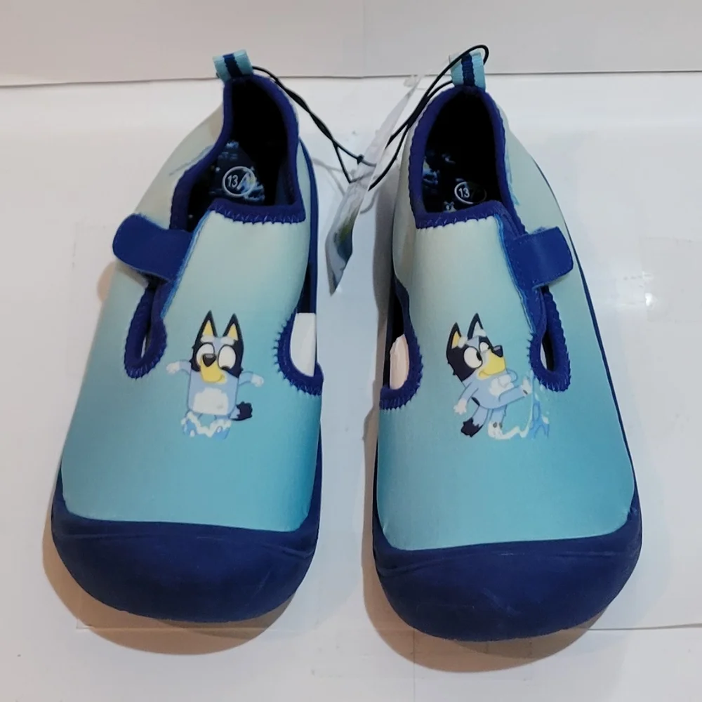 Bluey water shoes