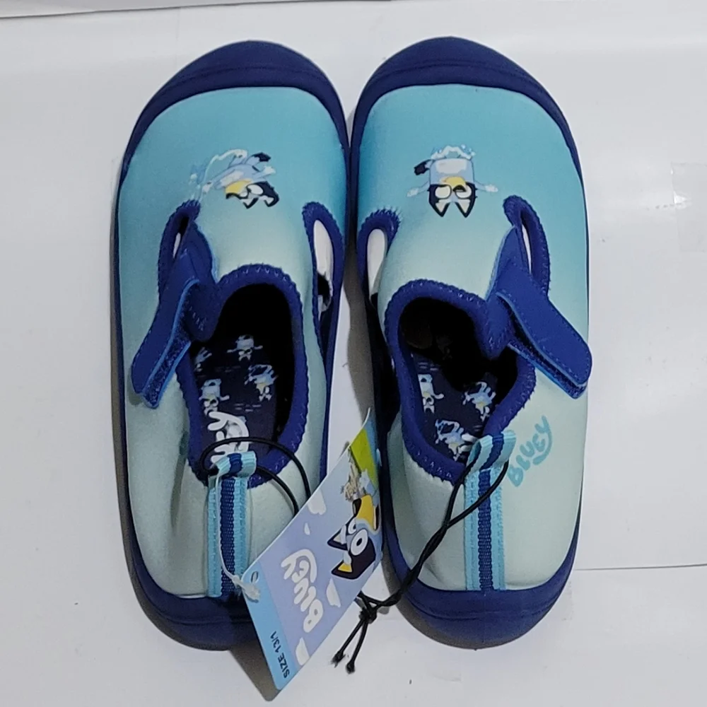 Bluey water shoes