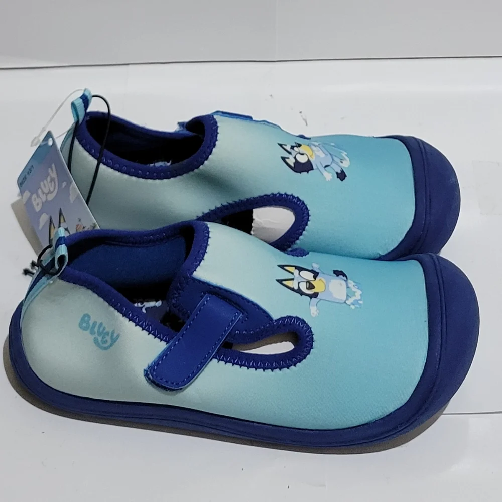 Bluey water shoes