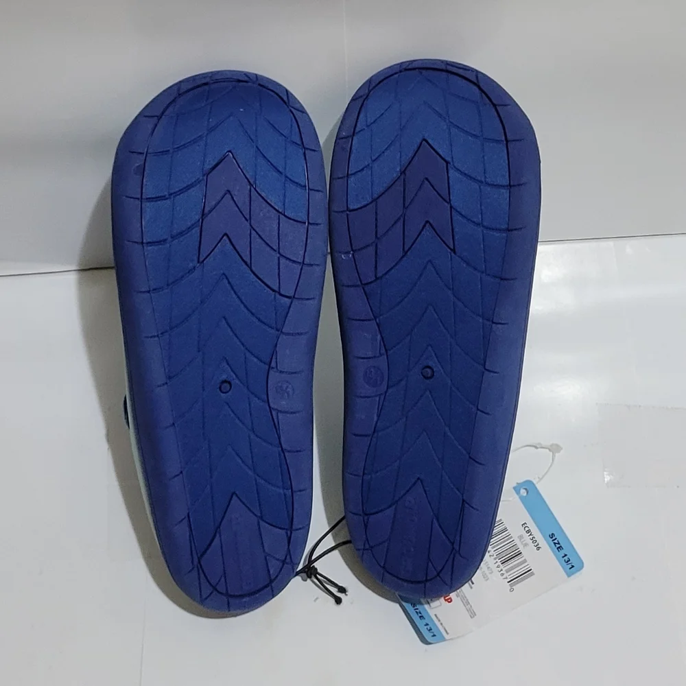 Bluey water shoes