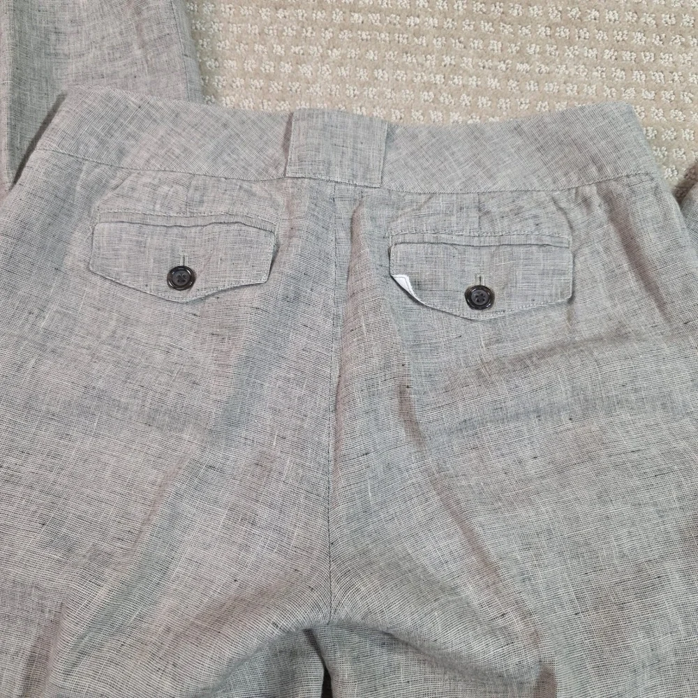 Banana Republic brand banana