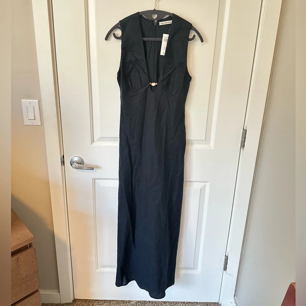 Abercrombie & Fitch **worn once