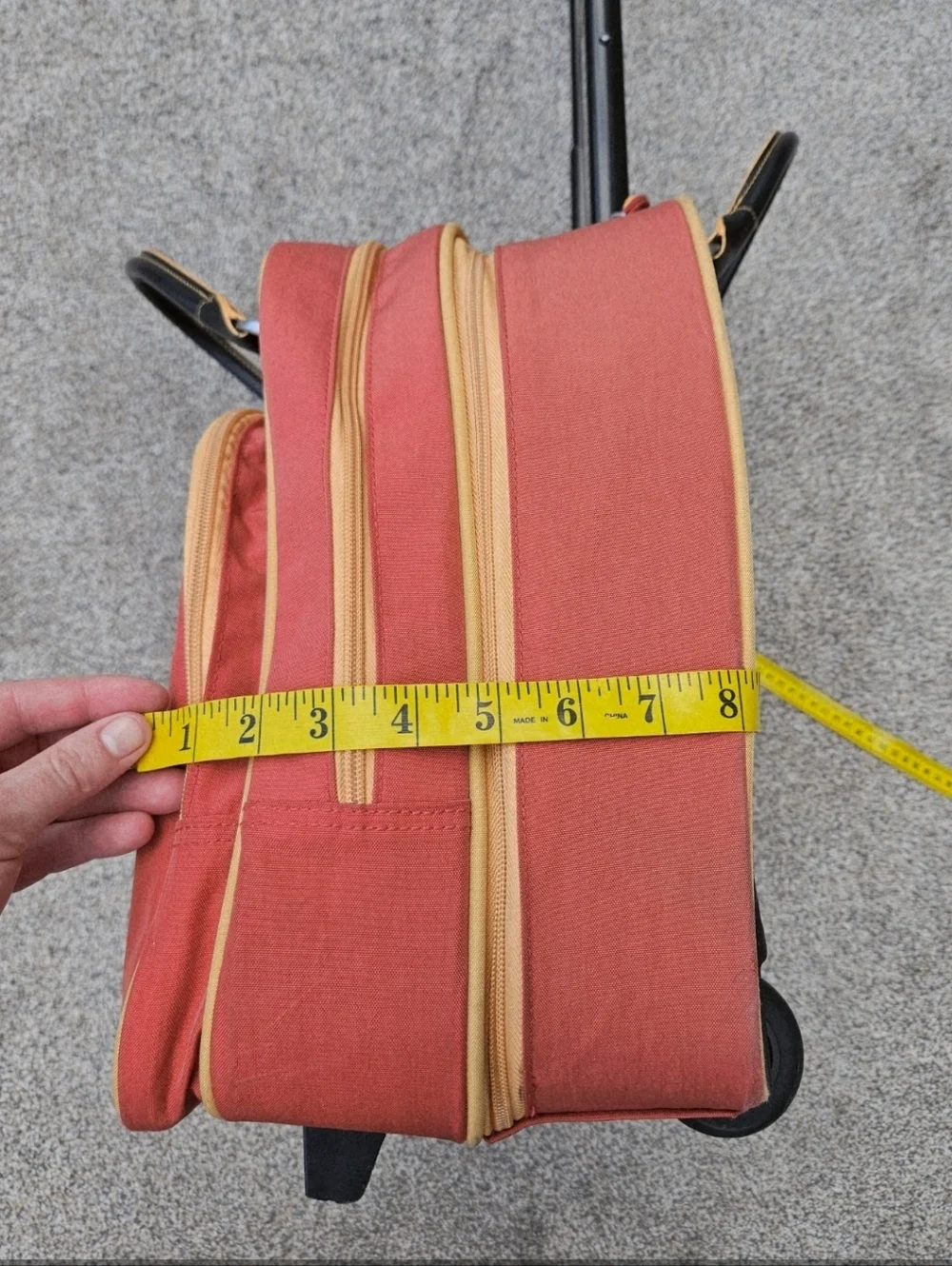 Baggallini rolling tote